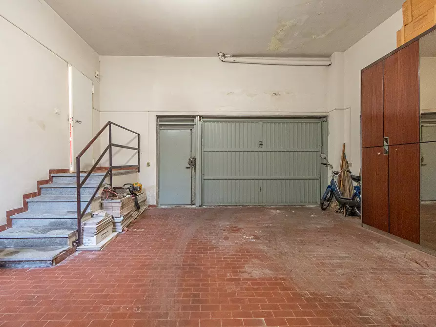 Immagine 62 di Villa in vendita  in Via Moricone a Albano Laziale