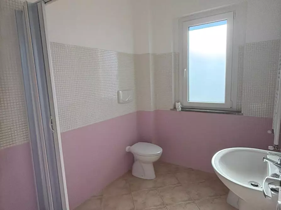Immagine 11 di Casa indipendente in vendita  in Viale Roma 210 a Anzio