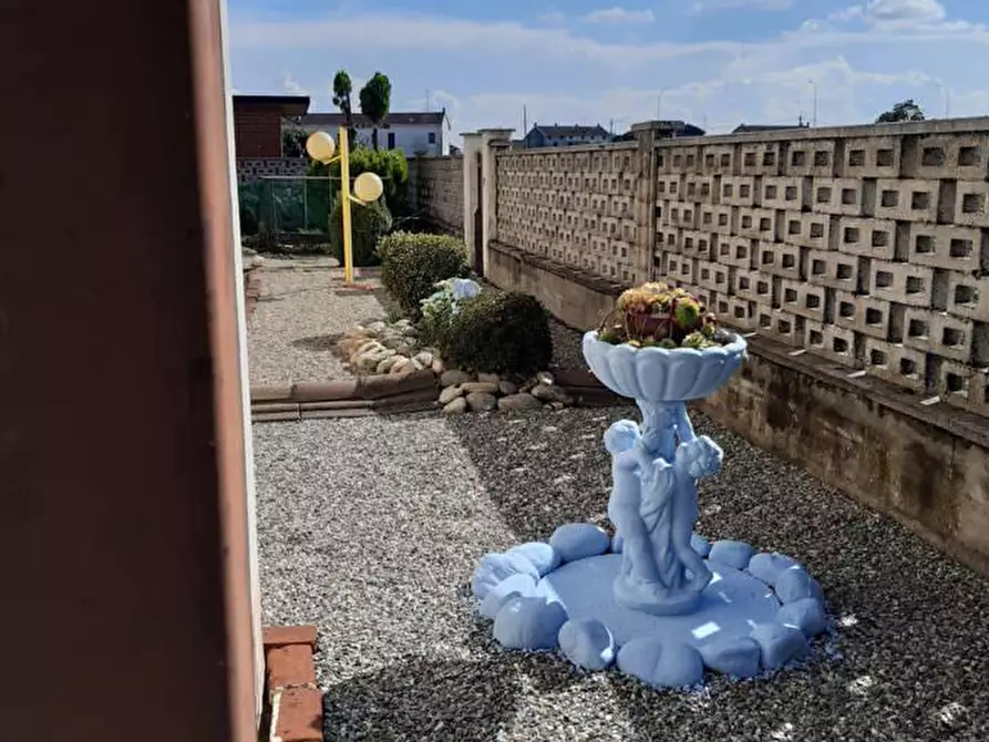 Immagine 22 di Villa in vendita  in Via Magenta 4 a Villata