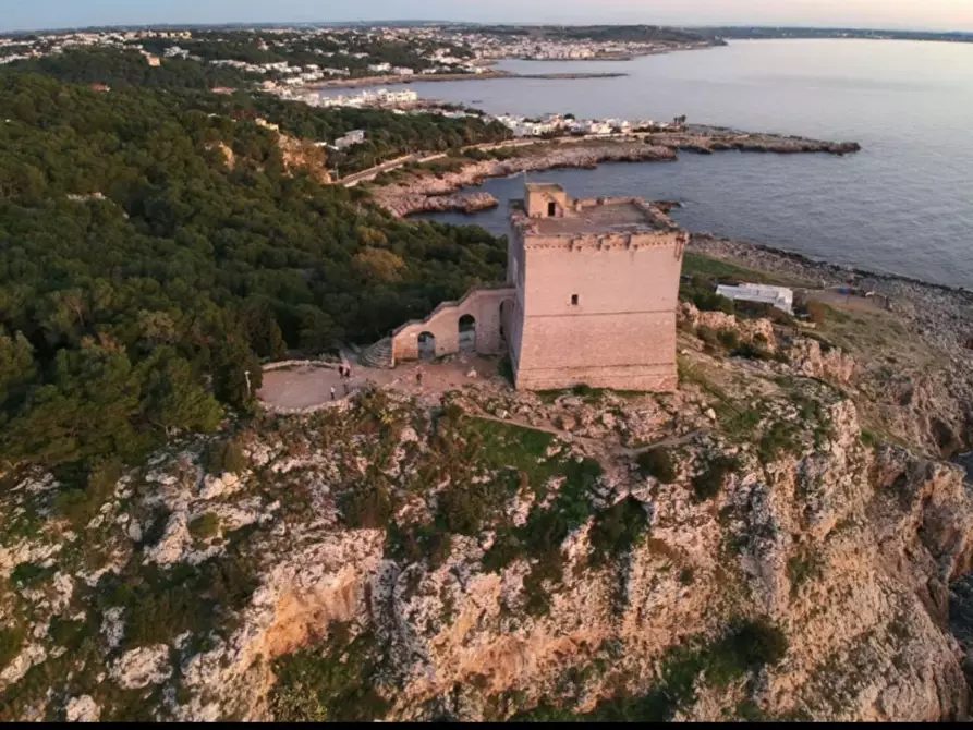 Immagine 43 di Palazzo in vendita  in via saverio de pace 3 a Nardo'