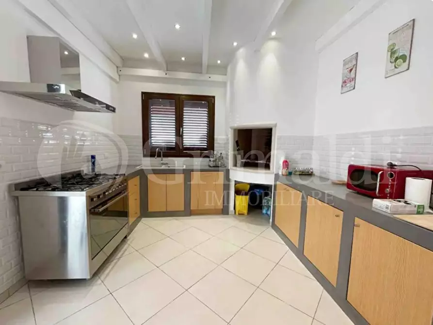 Immagine 45 di Villa in vendita  in strada vicinale contrada pontuso a Matino