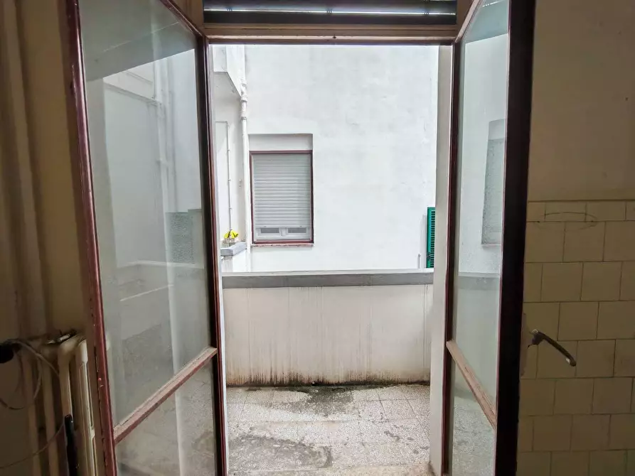 Immagine 20 di Trilocale in vendita  in Via Cristoforo Colombo 113 a Brindisi