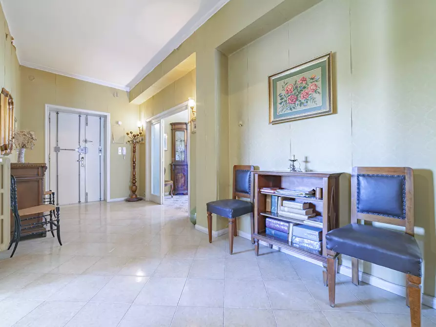 Immagine 3 di Quadrilocale in vendita  in Via Regina Elena 23 a Lecce