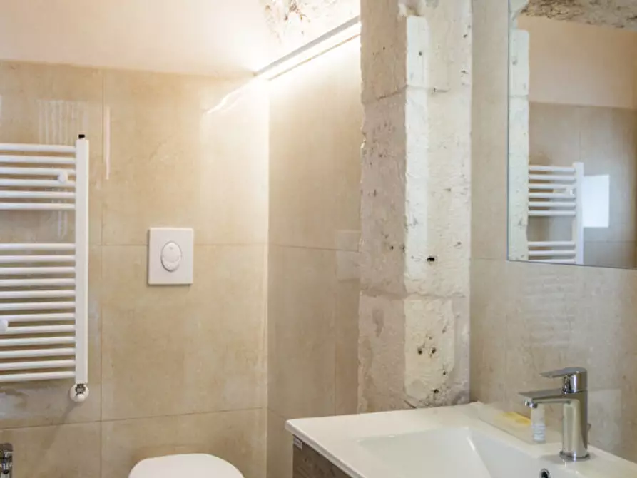 Immagine 10 di Casa indipendente in vendita  in Via Angelo Cappelli a Castellana Grotte