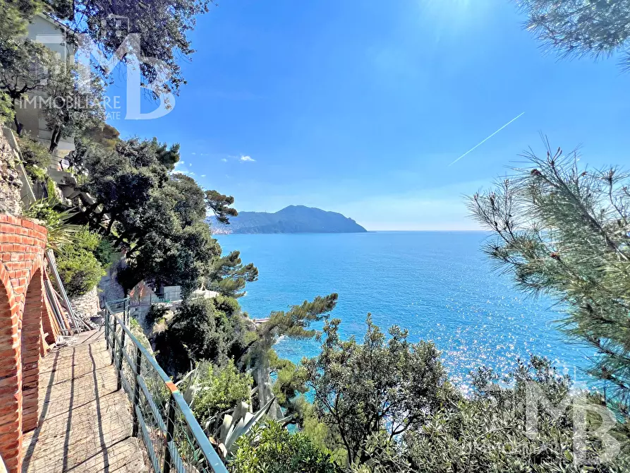 Immagine 58 di Attico in vendita  in Via Alla Torre 2 a Sori