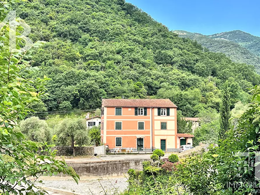 Immagine 8 di Quadrilocale in vendita  in Via Ponti Romani 31 a Recco