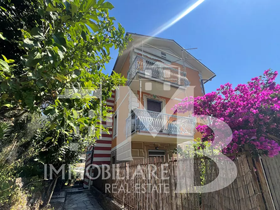 Immagine 34 di Pentalocale in vendita  in Via Privata Gilberto Govi 6 a Recco