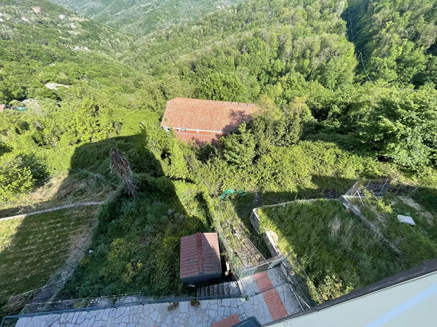 Immagine 18 di Trilocale in vendita  in Frazione Pannesi 58 a Lumarzo