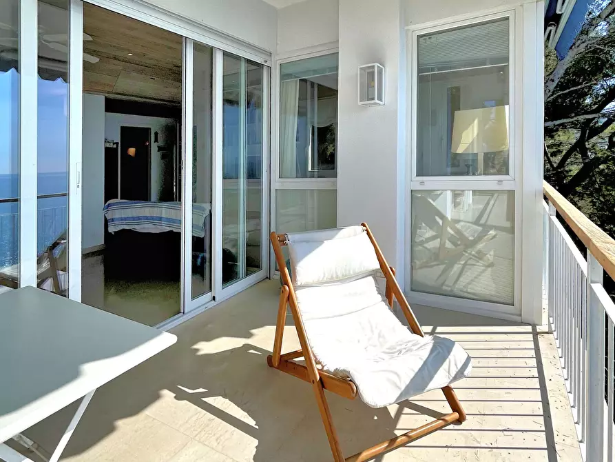 Immagine 5 di Attico in vendita  in Via Alla Torre 2 a Sori