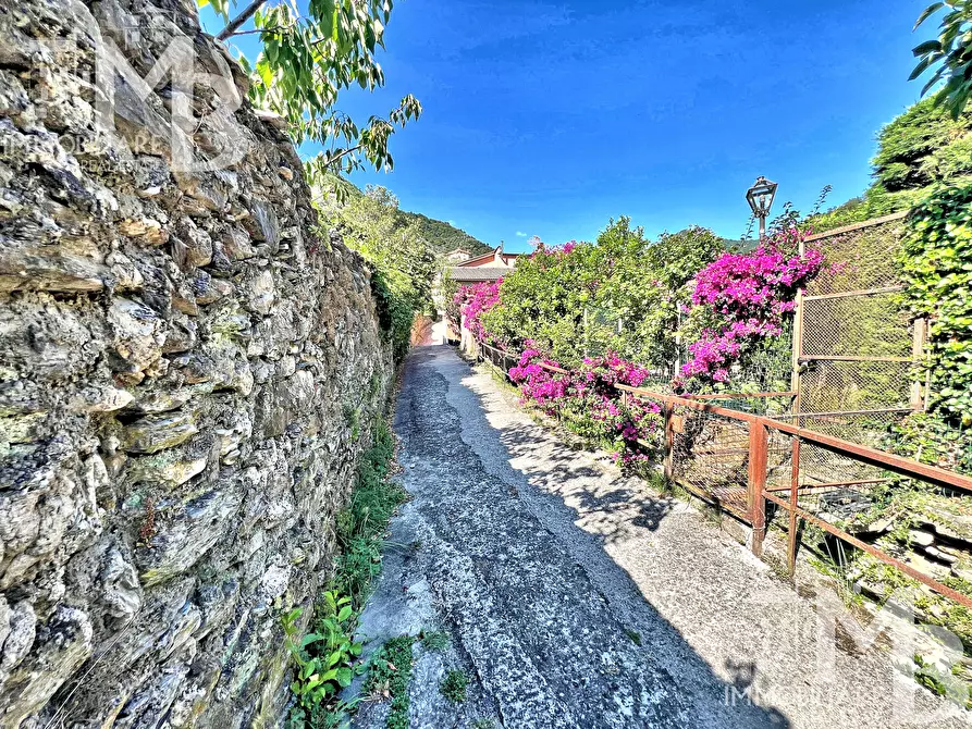 Immagine 28 di Quadrilocale in vendita  in Via Ponti Romani 31 a Recco
