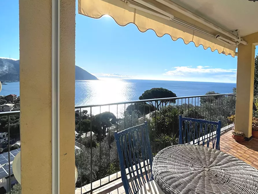 Immagine 10 di Casa indipendente in vendita  in VIA DEL CASTELLO 32 a Recco