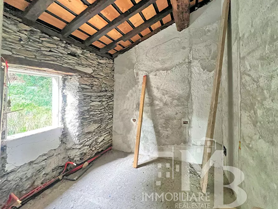 Immagine 19 di Pentalocale in vendita  in Via Chiesa Calcinara 44 a Uscio