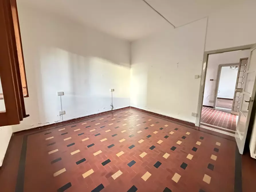 Immagine 22 di Casa bifamiliare in vendita  a Sarzana