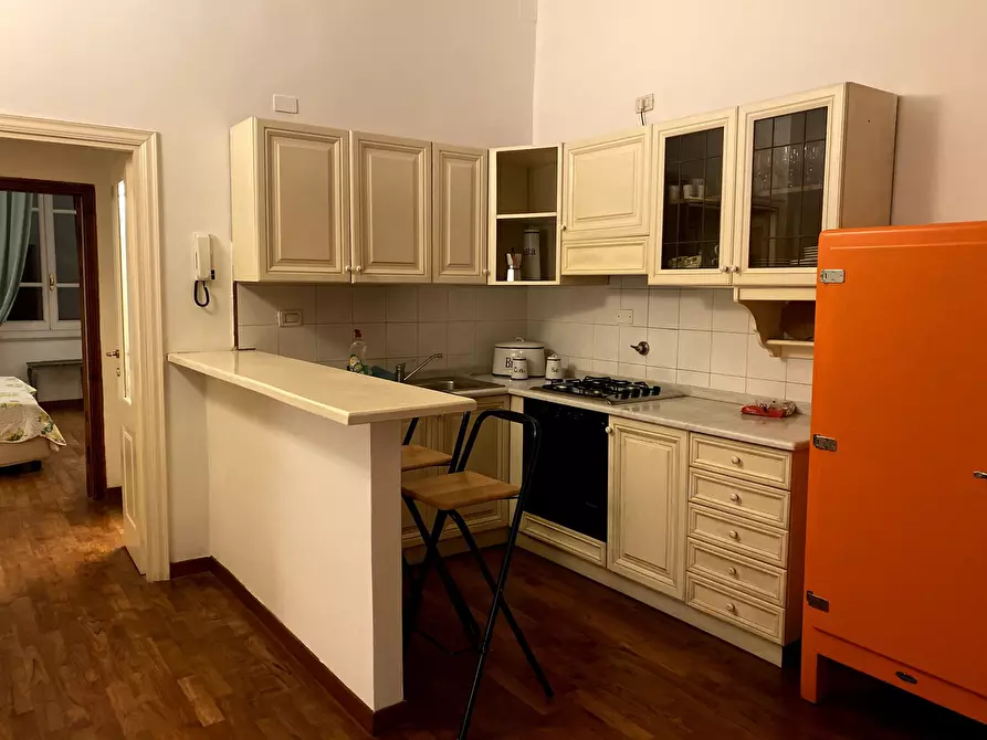 Immagine 34 di Trilocale in affitto  a Sarzana