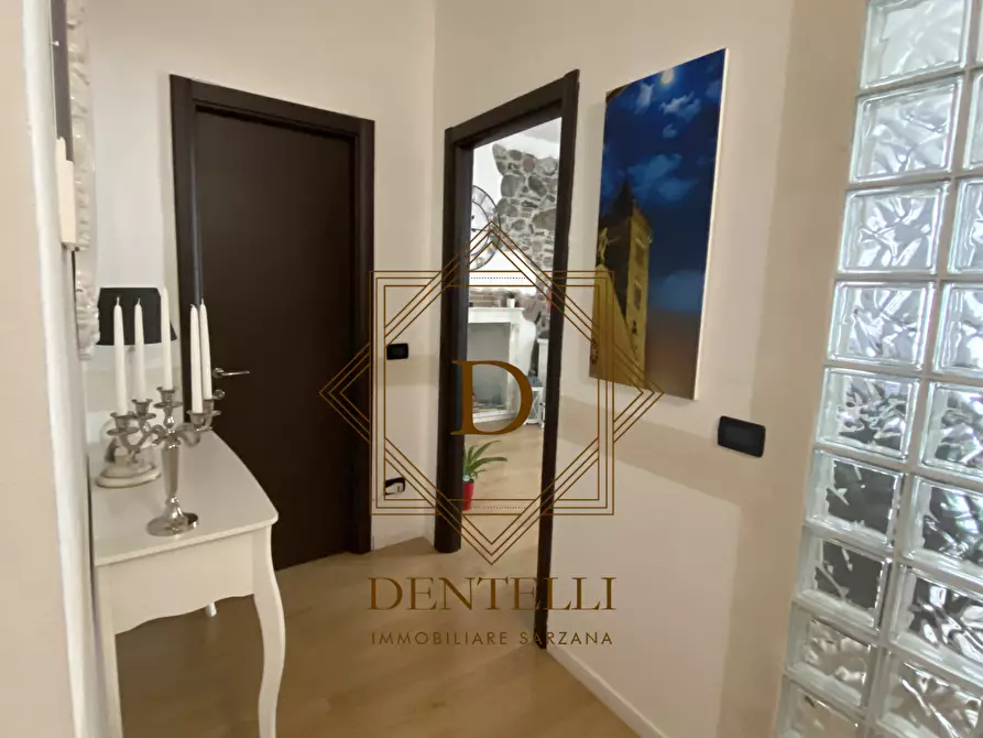 Immagine 19 di Quadrilocale in affitto  a Sarzana