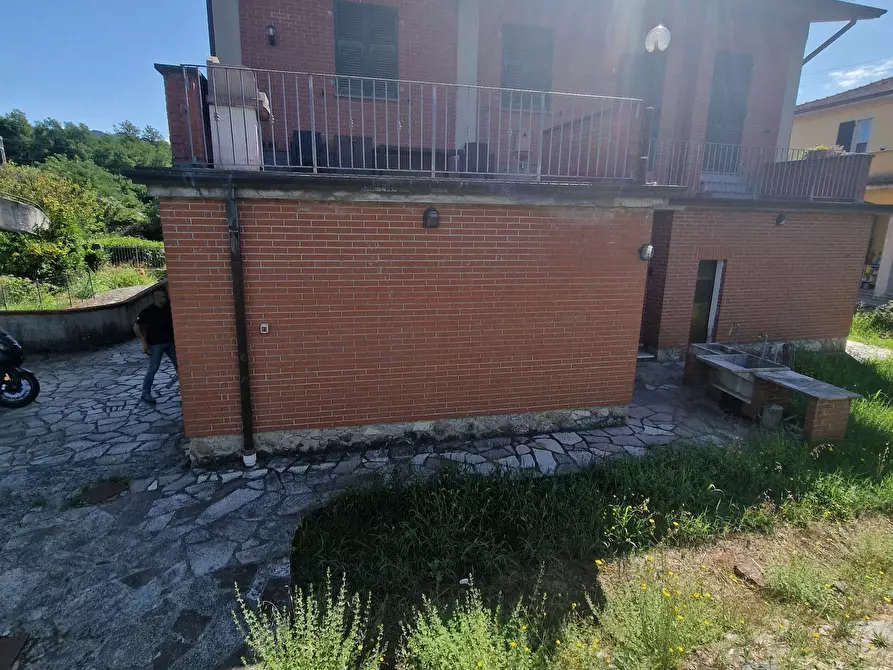 Immagine 32 di Casa bifamiliare in vendita  a Sarzana
