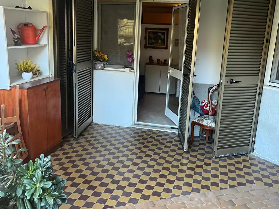 Immagine 10 di Bilocale in vendita  in Via Ameglia a Arcola