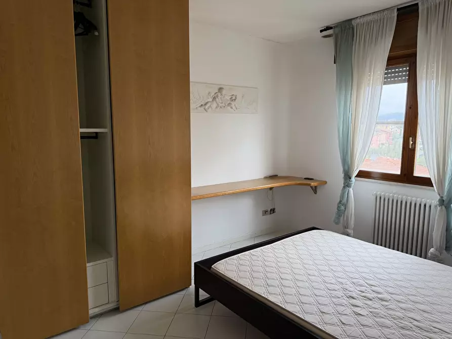 Immagine 7 di Quadrilocale in affitto  a Sarzana