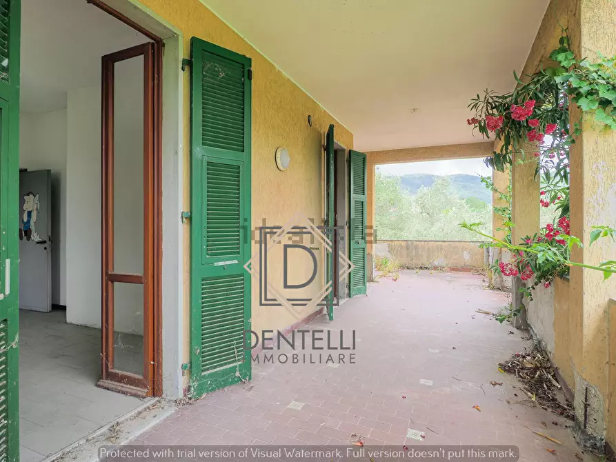 Immagine 21 di Porzione di casa in vendita  a Ameglia