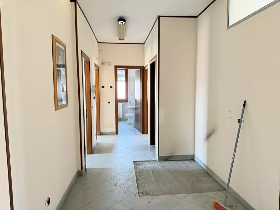 Immagine 3 di Pentalocale in vendita  in Via Salicello 76 a Castelnuovo Magra