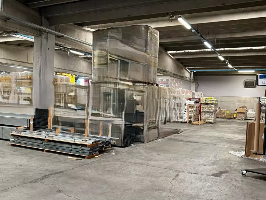 Immagine 22 di Attività artigianale in vendita  in Via Giovanni Scazzola 74 a Alessandria