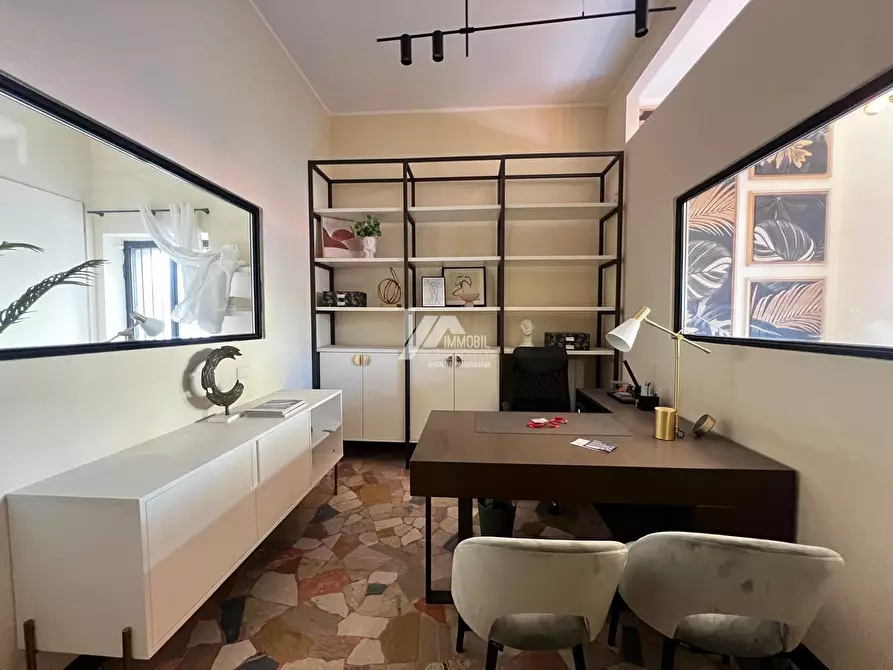 Immagine 8 di Locale commerciale in affitto  in Via Chiusure a Brescia