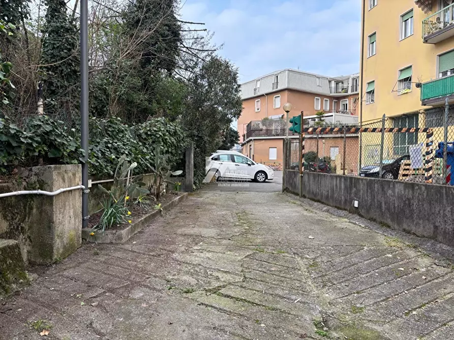 Immagine 9 di Garage in vendita  in Via Valcamonica a Brescia