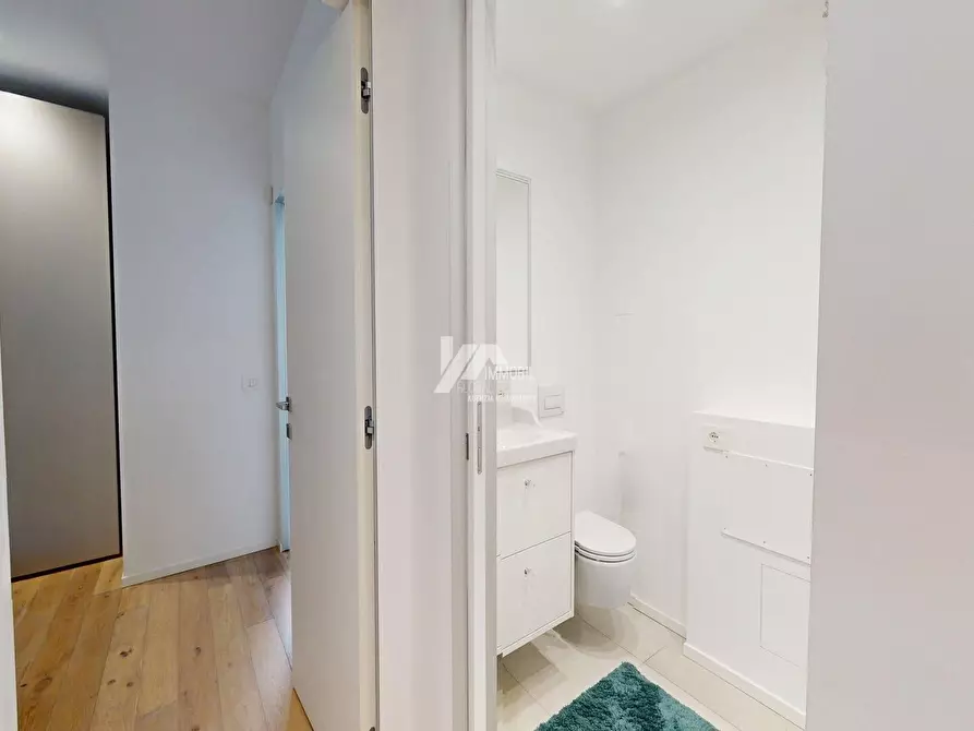 Immagine 14 di Trilocale in vendita  in Via Chiusure 102 a Brescia