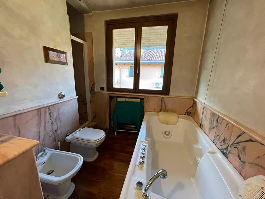 Immagine 19 di Villa in vendita  in Via della Musia 25 a Brescia