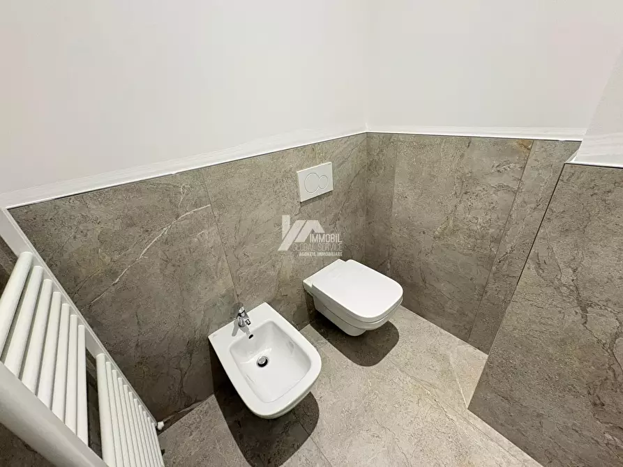 Immagine 12 di Trilocale in vendita  in Via Toscana 55 a Brescia