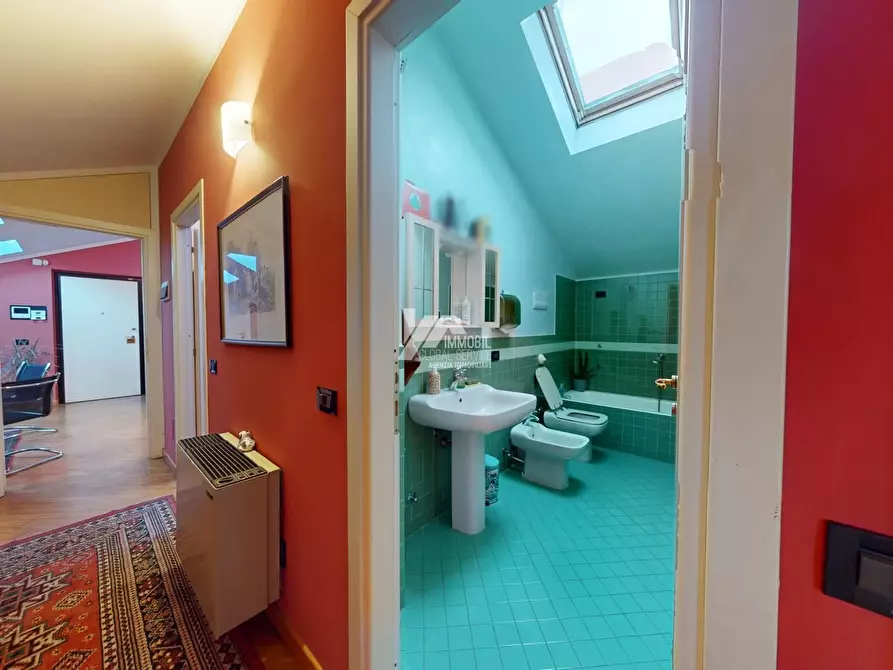 Immagine 9 di Trilocale in vendita  in Via Lattanzio Gambara 75 a Brescia