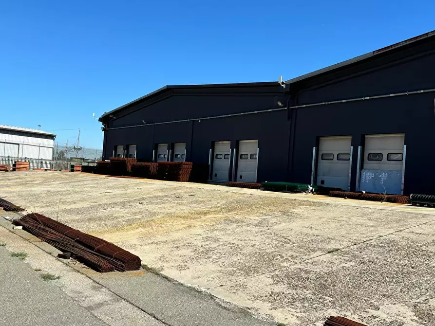 Immagine 18 di Attività artigianale in vendita  in Via Giovanni Scazzola 74 a Alessandria