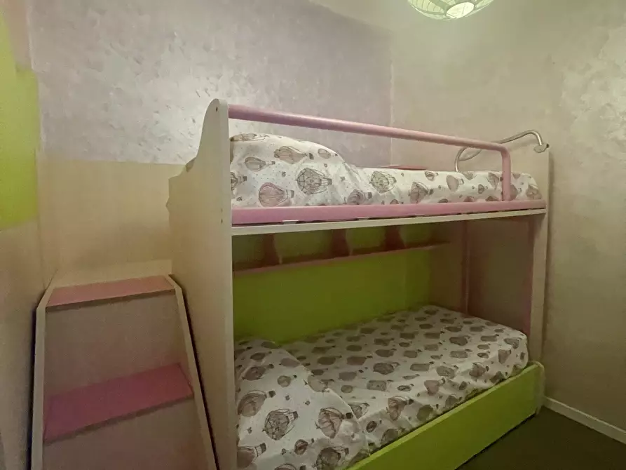 Immagine 32 di Porzione di casa in affitto  a Pietrasanta