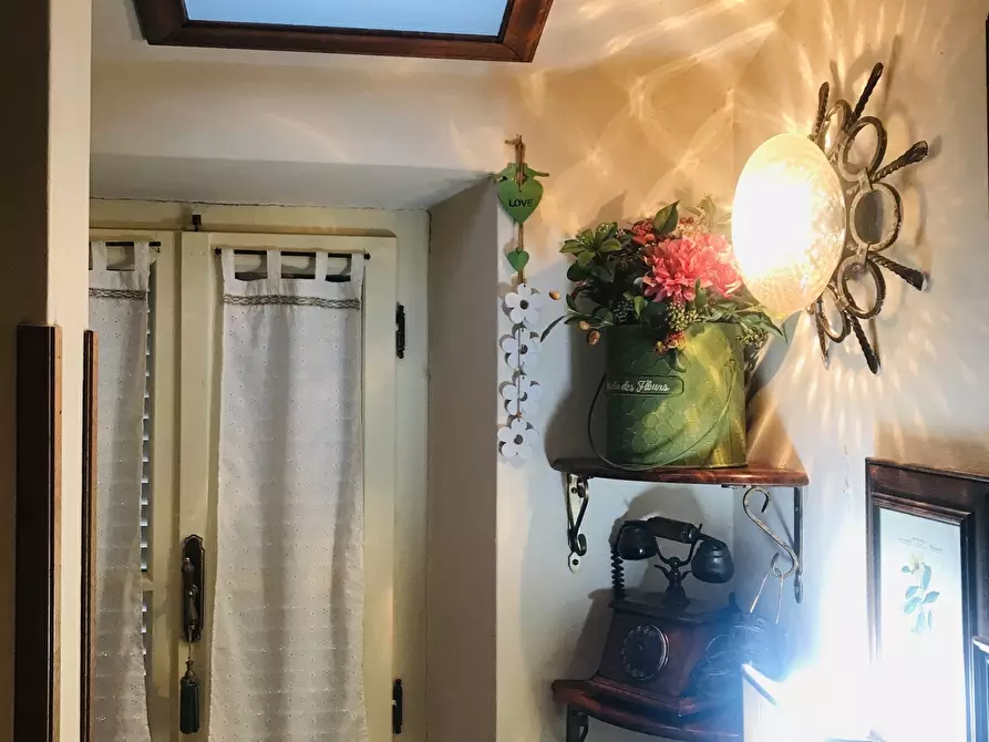 Immagine 19 di Porzione di casa in vendita  a Pietrasanta