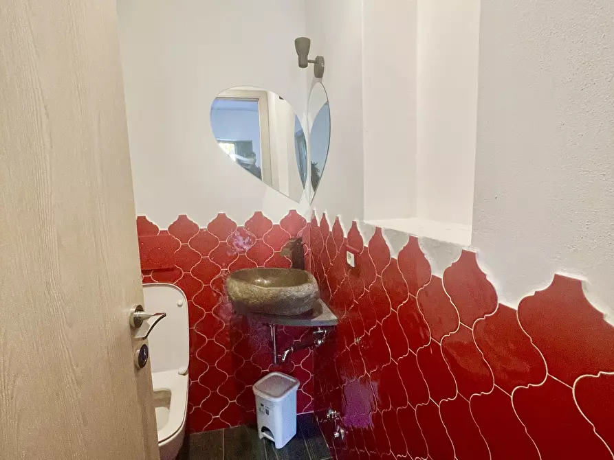 Immagine 22 di Porzione di casa in affitto  a Pietrasanta