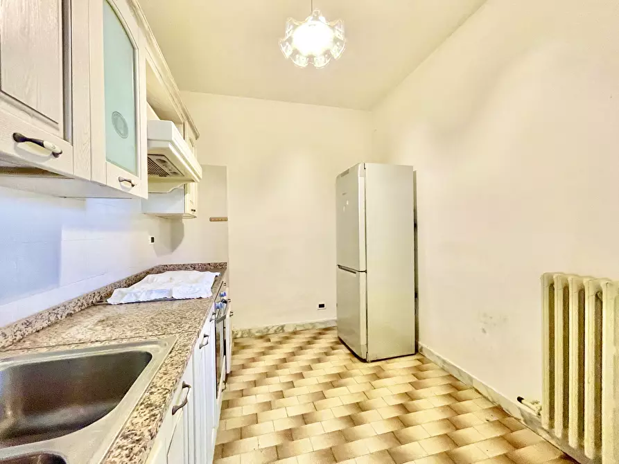 Immagine 41 di Villa in vendita  a Pietrasanta