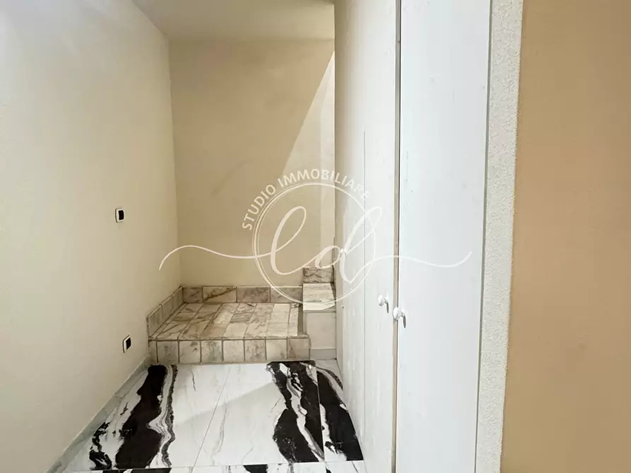 Immagine 21 di Appartamento in affitto  a Pietrasanta