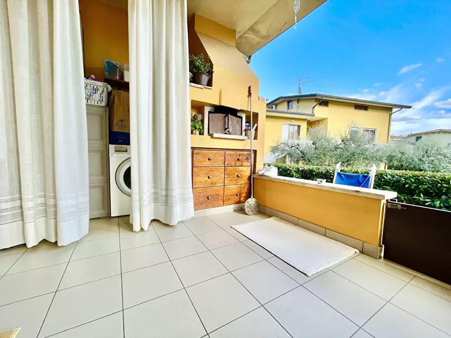 Immagine 10 di Villetta a schiera in vendita  a Camaiore