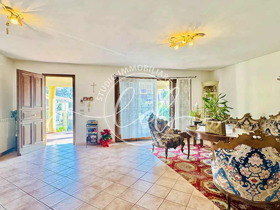 Immagine 22 di Casa indipendente in vendita  a Massarosa