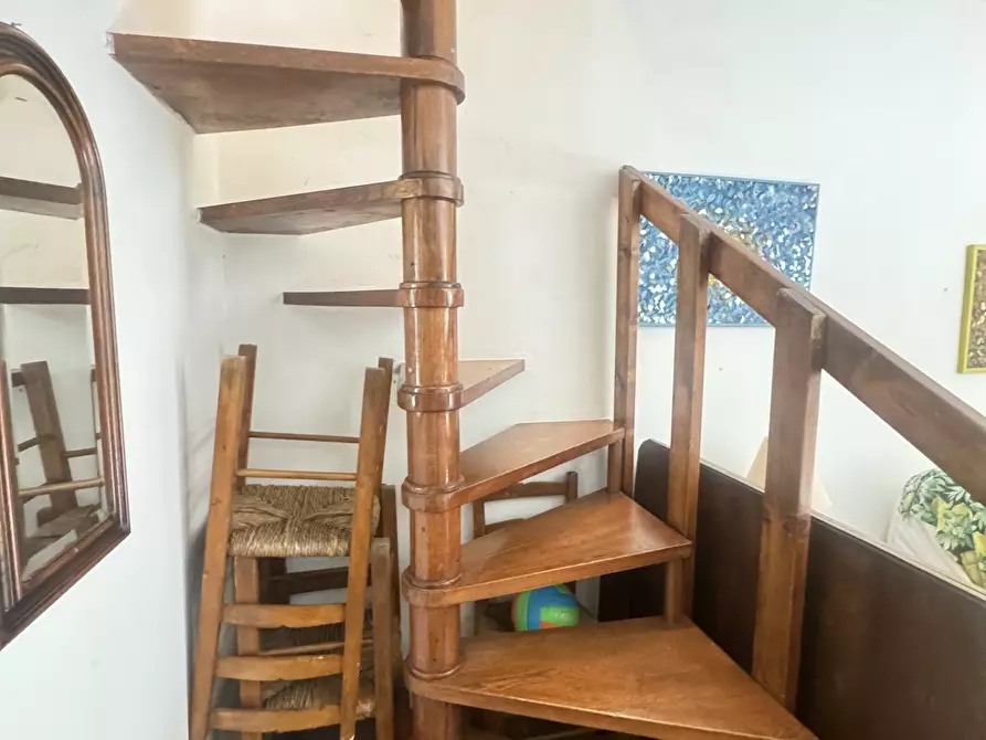 Immagine 11 di Rustico / casale in vendita  a Pietrasanta