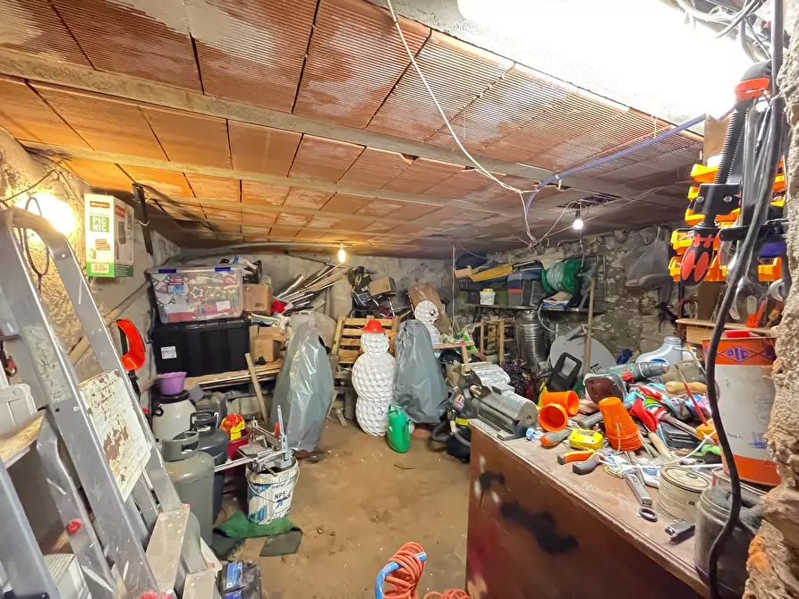 Immagine 28 di Terratetto in vendita  a Seravezza