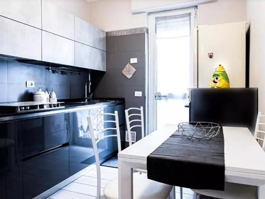 Immagine 22 di Quadrilocale in affitto  a Camaiore