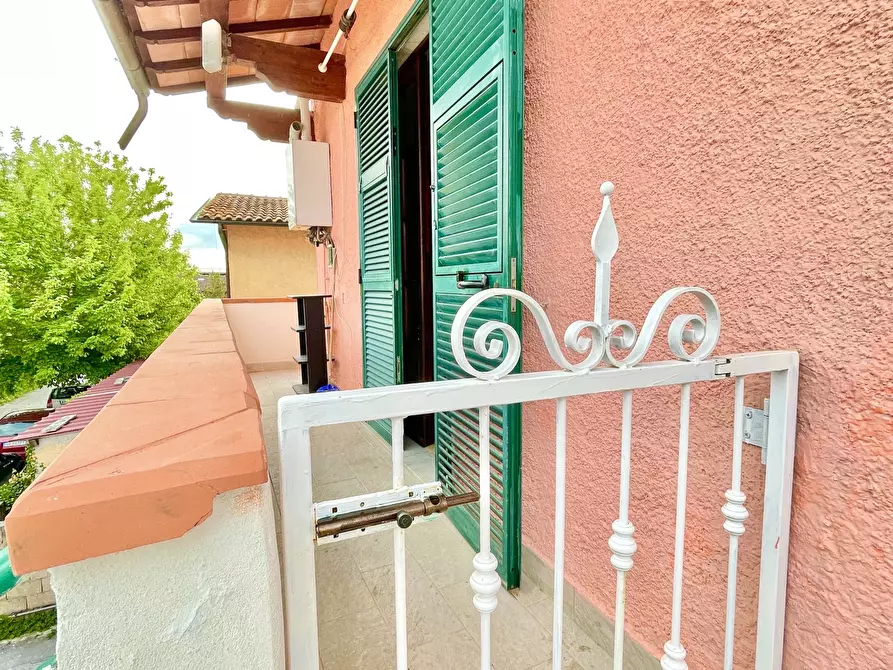 Immagine 2 di Quadrilocale in vendita  a Pietrasanta