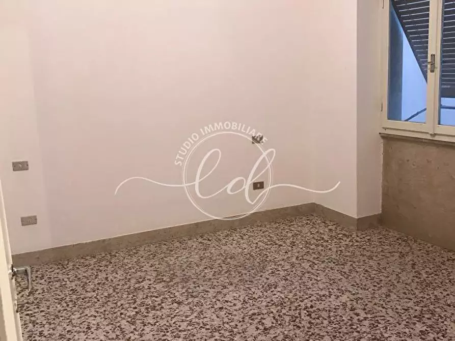 Immagine 5 di Quadrilocale in affitto  a Carrara