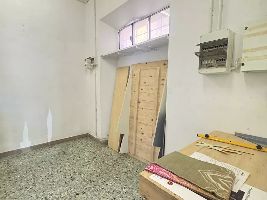 Immagine 10 di Capannone industriale in vendita  a Seravezza