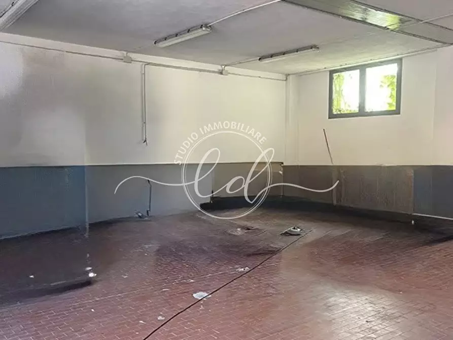 Immagine 22 di Porzione di casa in vendita  a Pietrasanta
