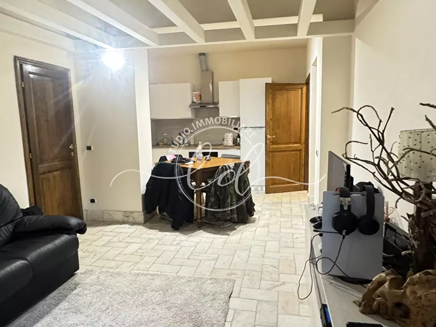 Immagine 4 di Appartamento in affitto  a Pietrasanta