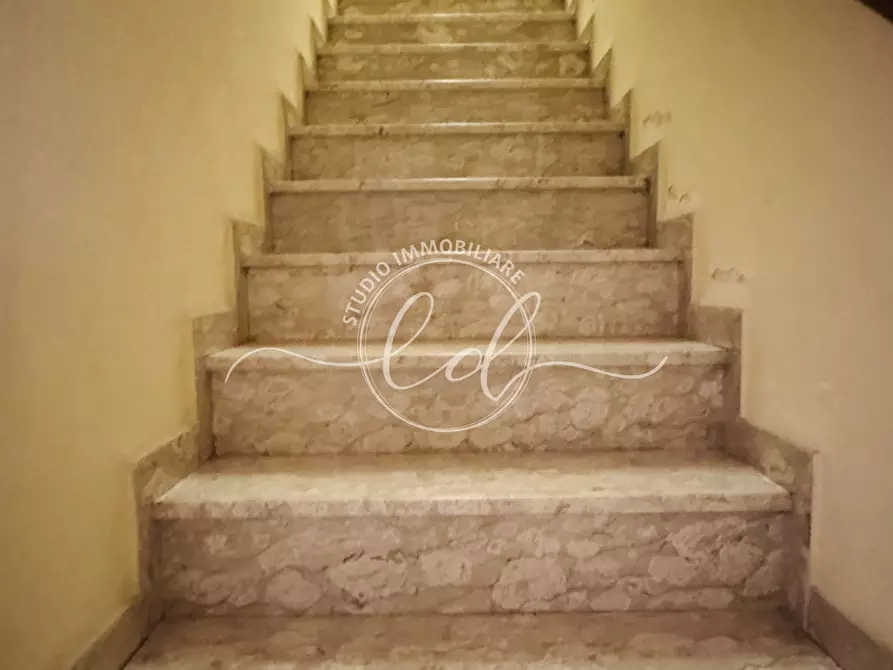 Immagine 42 di Terratetto in vendita  a Seravezza