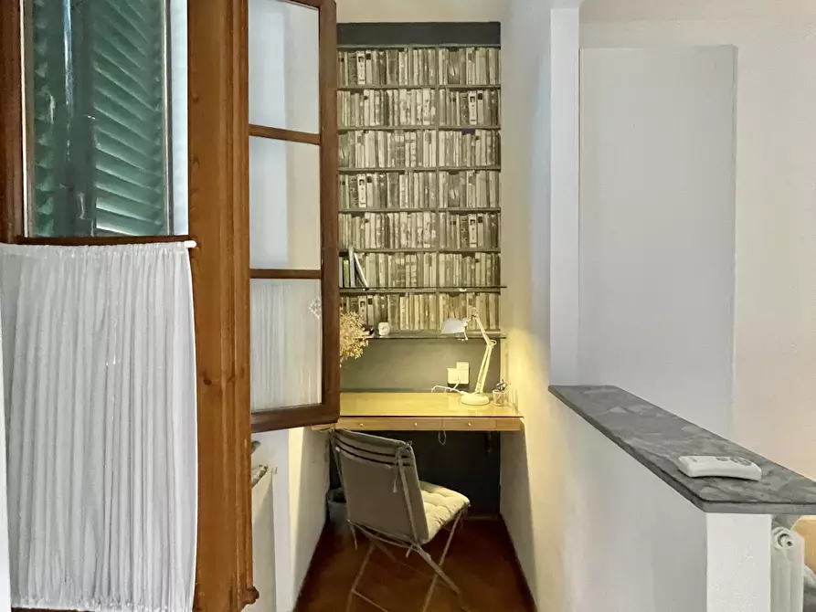 Immagine 24 di Trilocale in affitto  a Pietrasanta