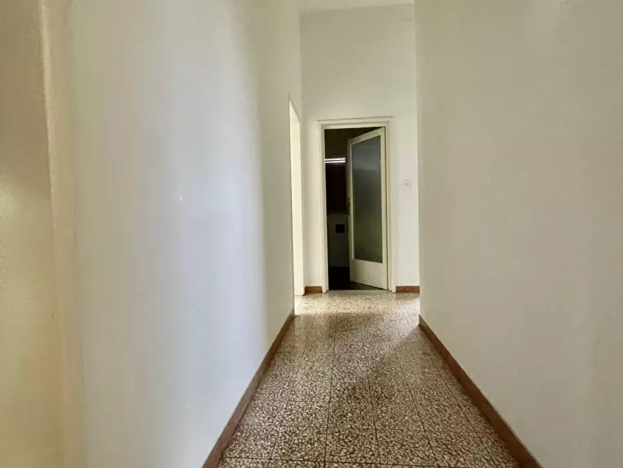 Immagine 15 di Quadrilocale in vendita  a Pietrasanta